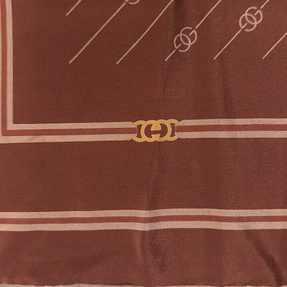 Vintage Authentic Large Gucci Silk Scarf in Burgundy & Brown Interlocking G’s. - Picture 4 of 8
